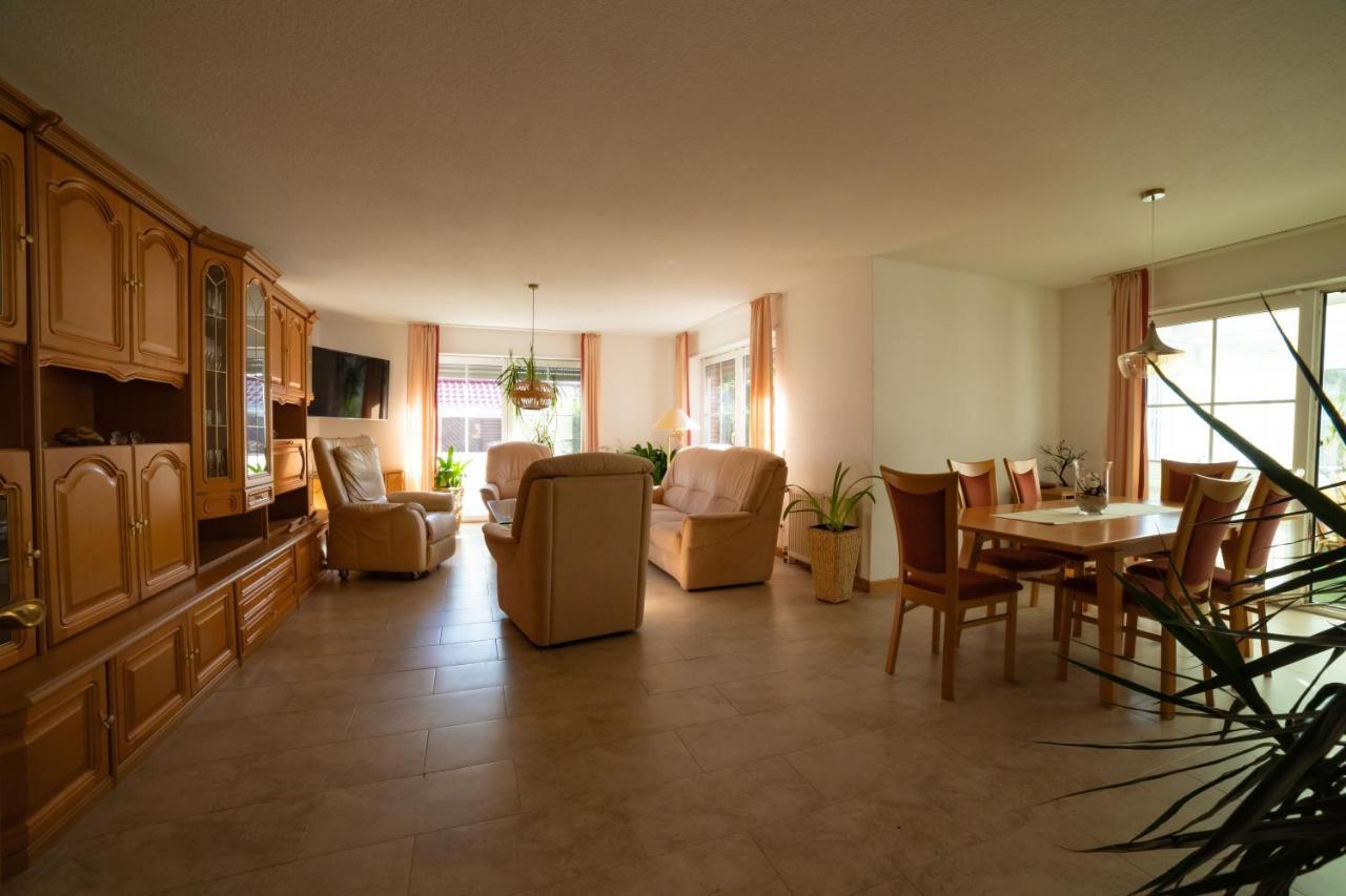 Schoenes & Gemuetliches Ferienhaus Nahe Der Nordsee Schortens Esterno foto