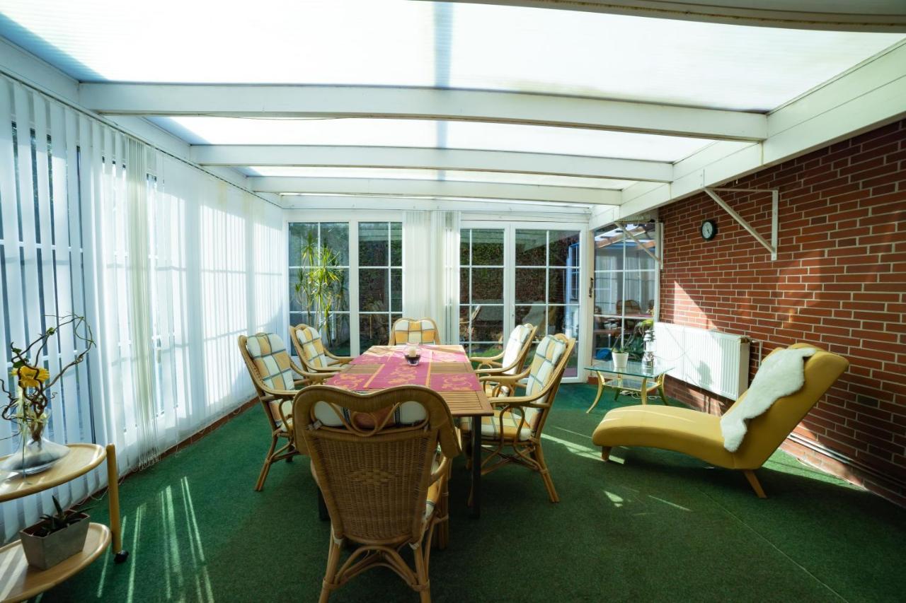 Schoenes & Gemuetliches Ferienhaus Nahe Der Nordsee Schortens Esterno foto